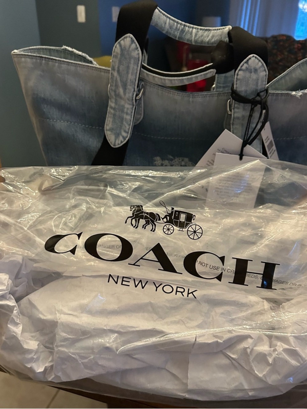Coach Outlet Men's Small Tour Tote Bag In Loved Denim With Charms - Picture 6 of 10